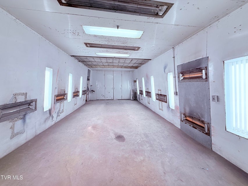 Photo #11: 220 Main Boulevard