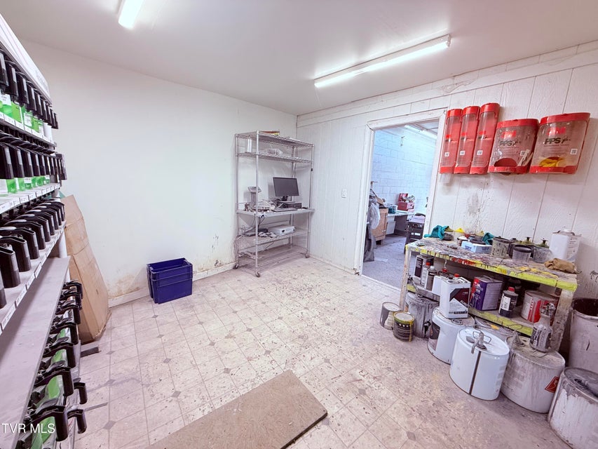 Photo #5: 220 Main Boulevard