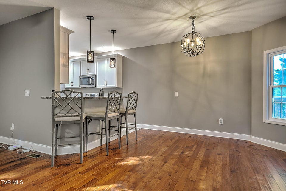 Photo #17: 249 Oak View Circle