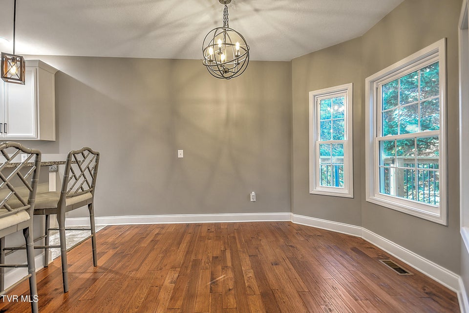 Photo #18: 249 Oak View Circle