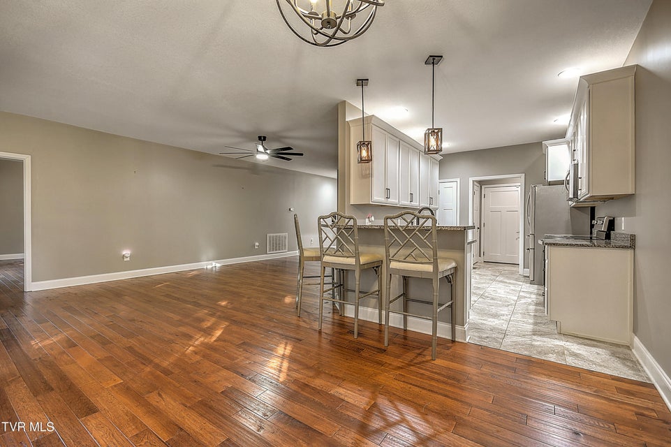 Photo #20: 249 Oak View Circle