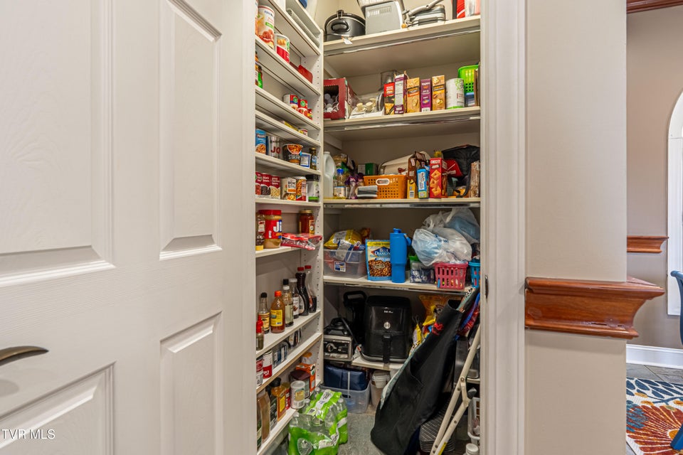 Photo #13: 625 Locust Street