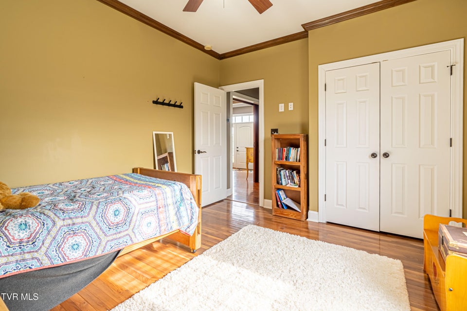 Photo #20: 625 Locust Street