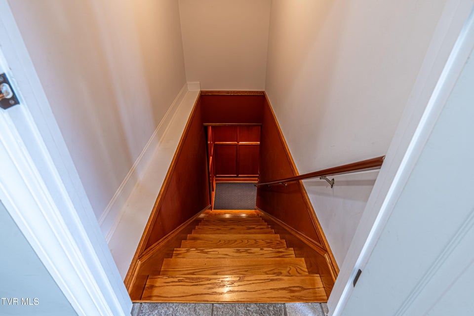 Photo #33: 625 Locust Street