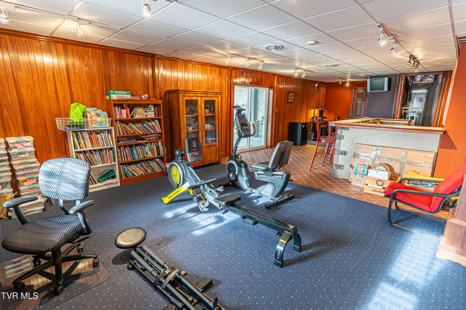 Photo #40: 625 Locust Street