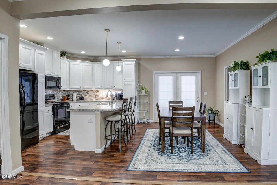 Photo #9: 214 Mount Crest Drive