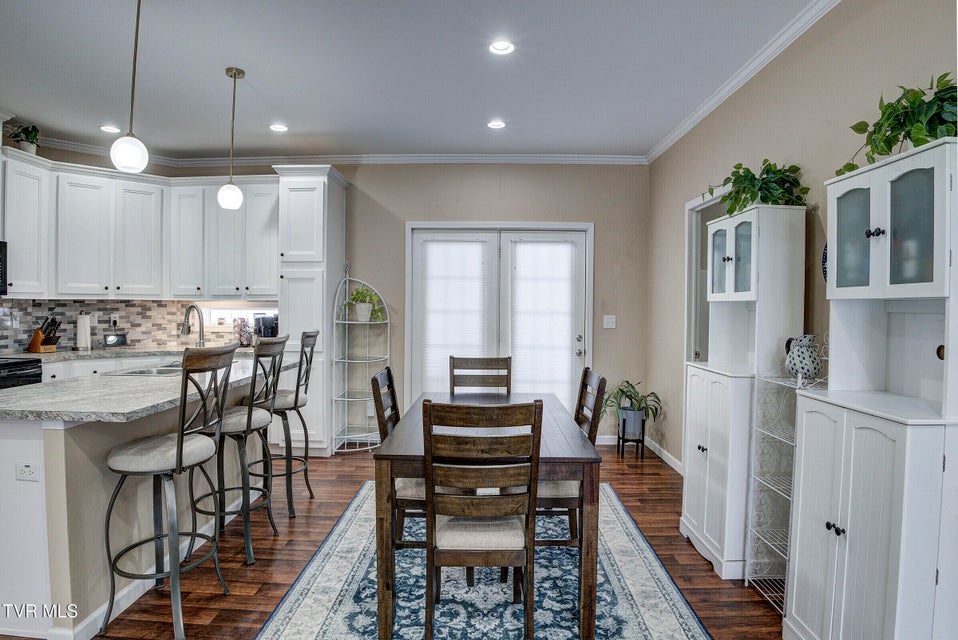 Photo #10: 214 Mount Crest Drive