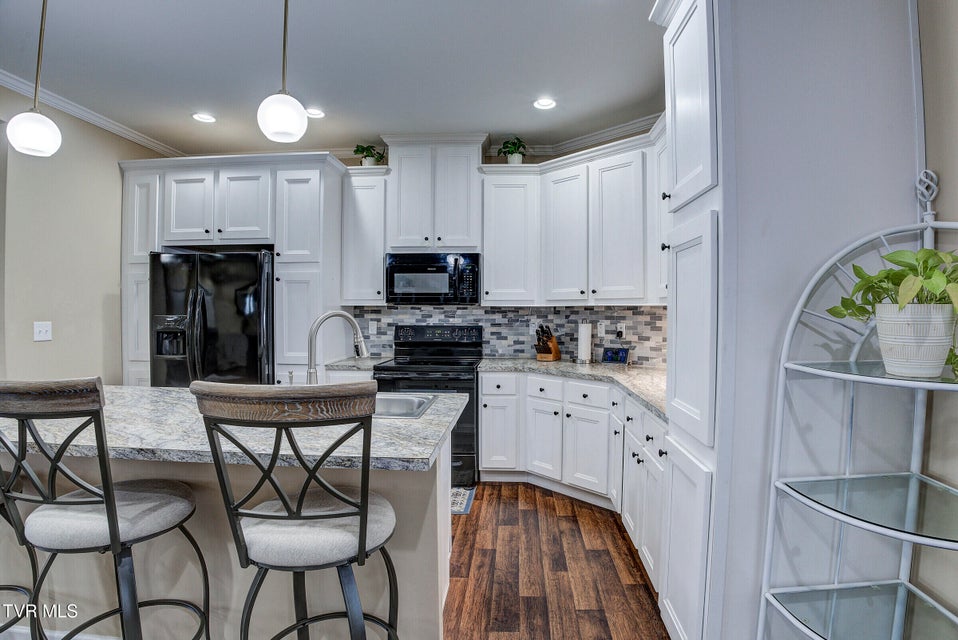 Photo #12: 214 Mount Crest Drive