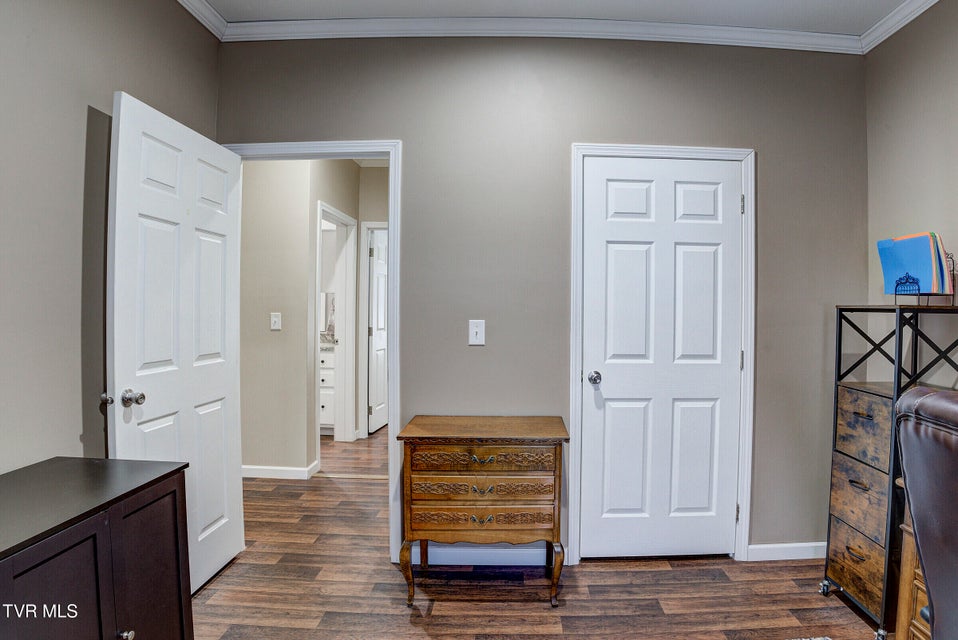 Photo #22: 214 Mount Crest Drive