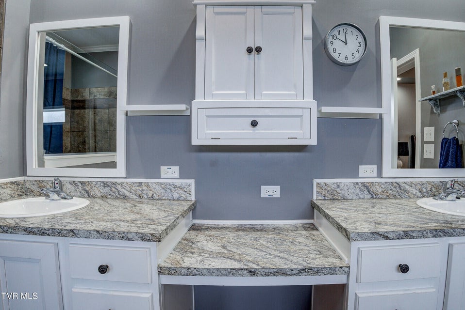 Photo #29: 214 Mount Crest Drive