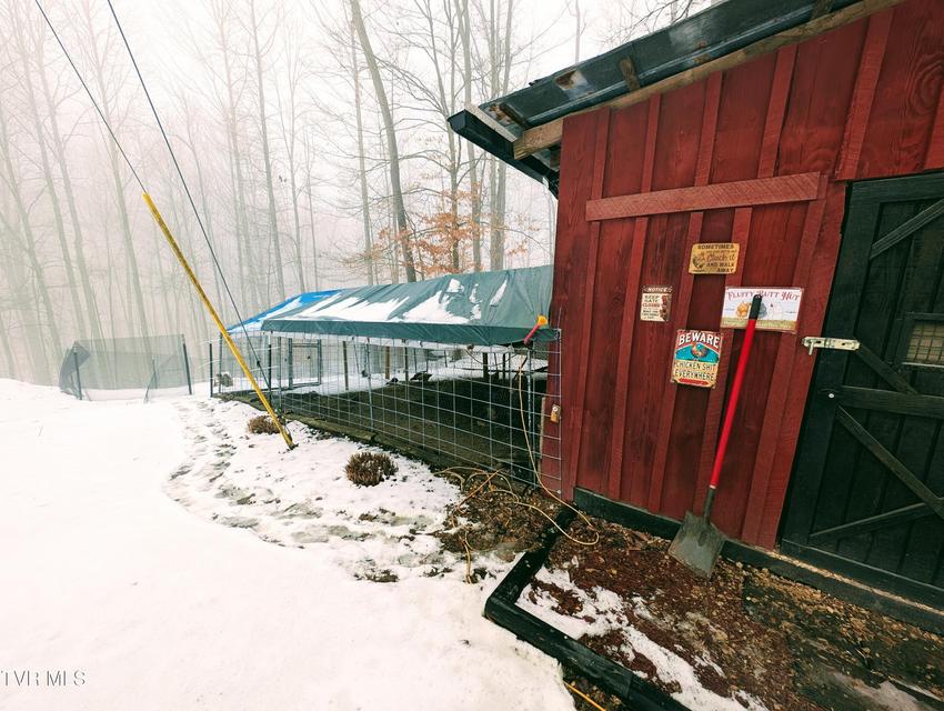 Photo #12: 4887 The Lake Road