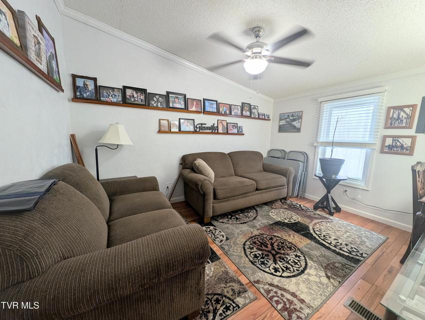 Photo #32: 4887 The Lake Road