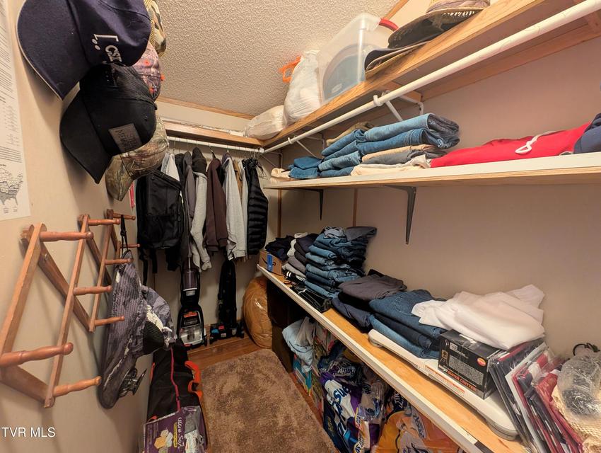 Photo #38: 4887 The Lake Road