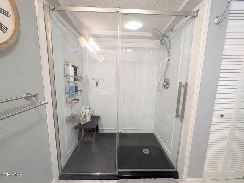 Photo #40: 4887 The Lake Road