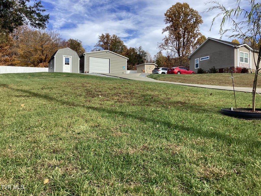 Photo #43: 214 Mount Crest Drive