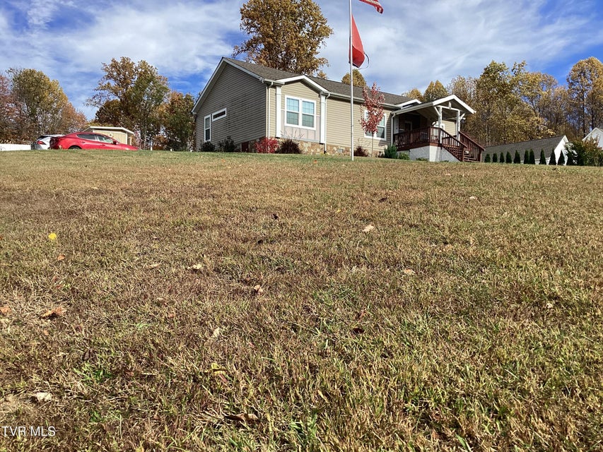 Photo #44: 214 Mount Crest Drive