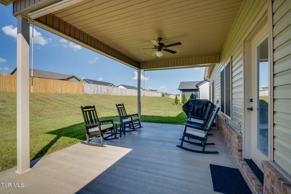 Photo #40: 1175 Cabot Cove