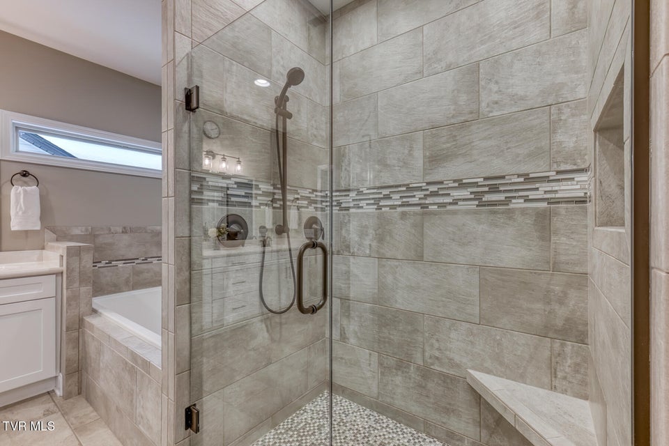 Photo #27: 1175 Cabot Cove