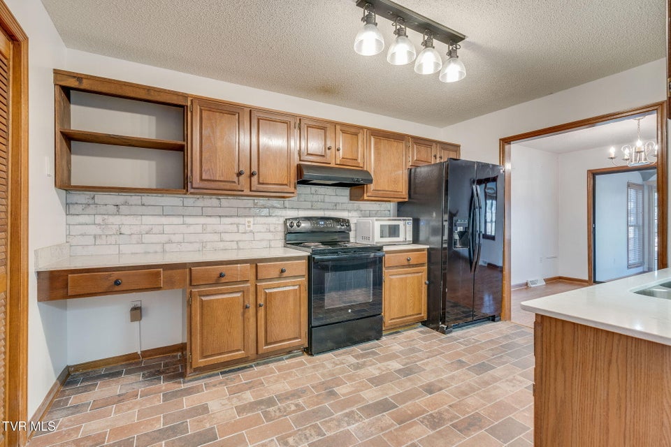 Photo #13: 1175 Pebble Drive