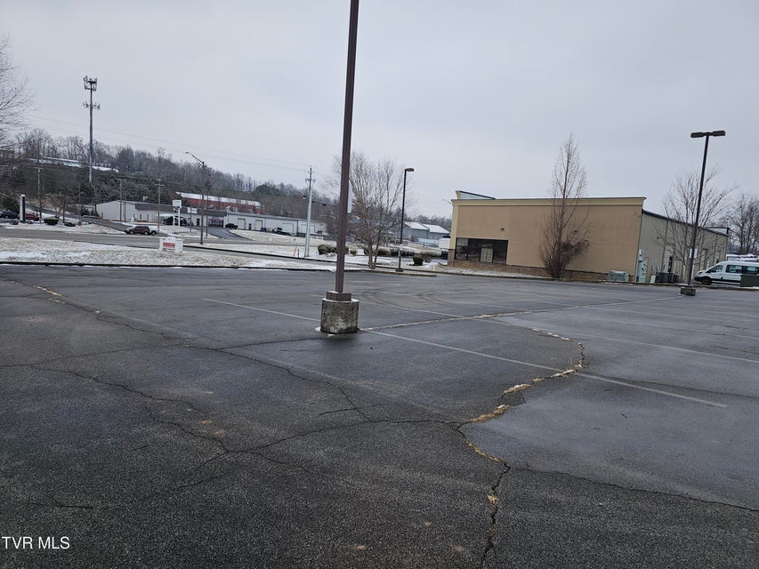 Photo #16: 4502 Bristol Highway