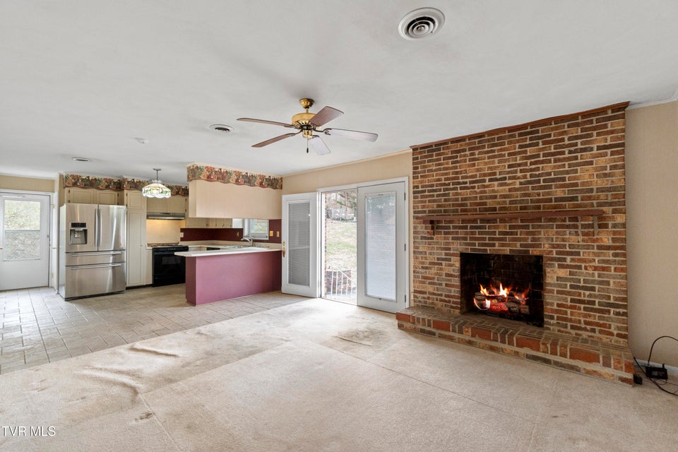 Photo #5: 1400 Brentwood Drive