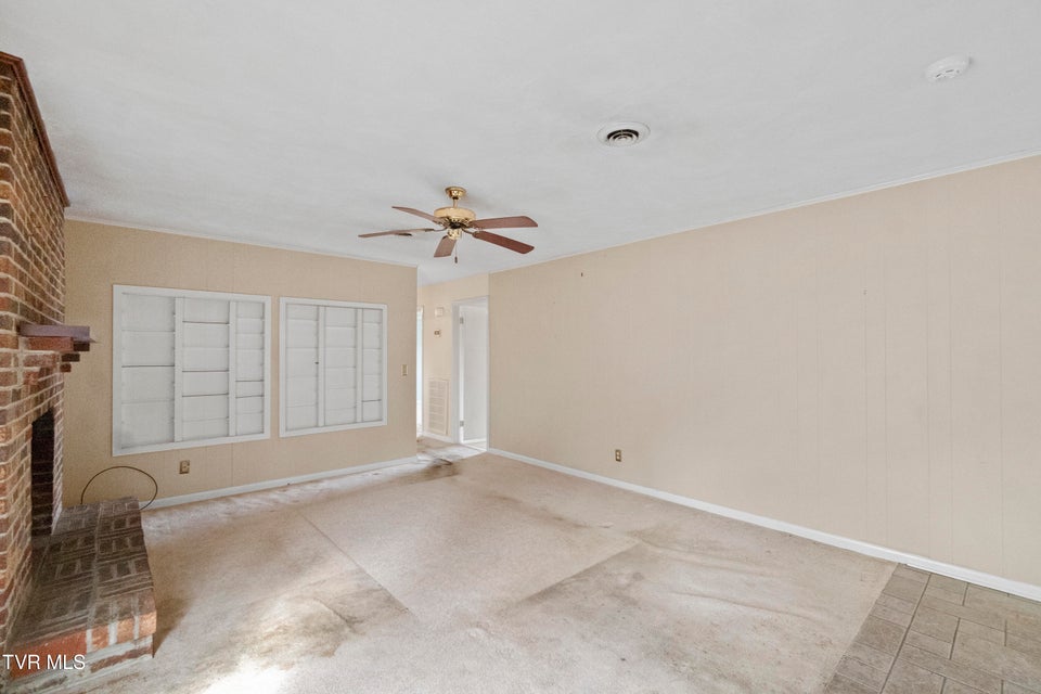 Photo #6: 1400 Brentwood Drive