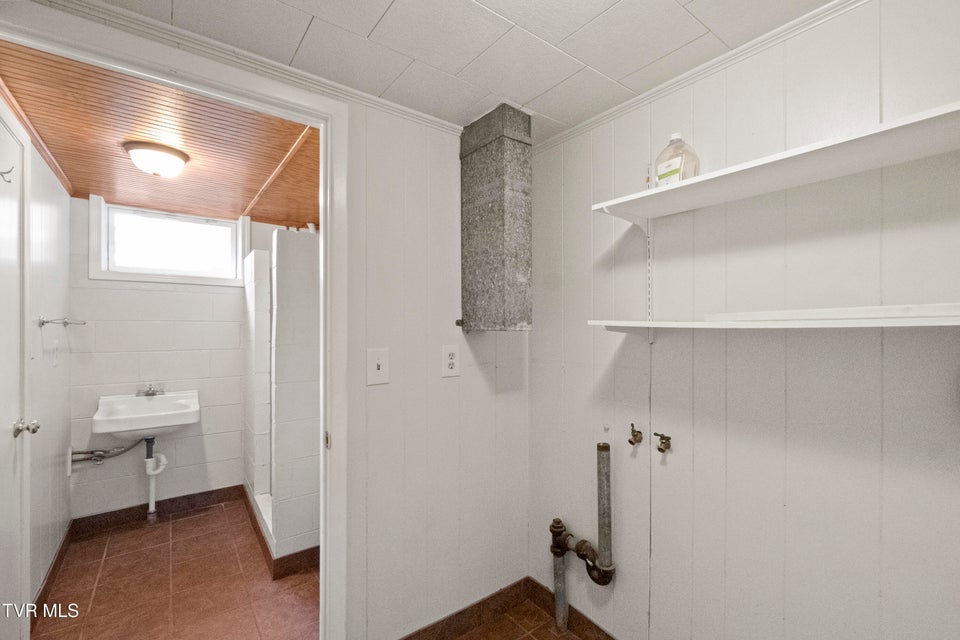 Photo #25: 1400 Brentwood Drive