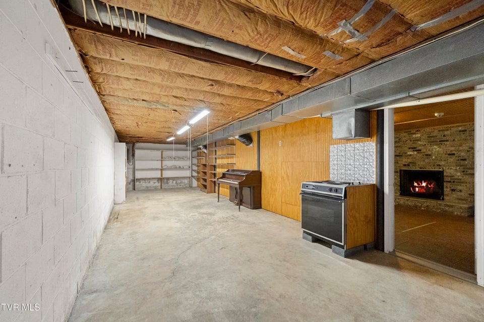 Photo #27: 1400 Brentwood Drive