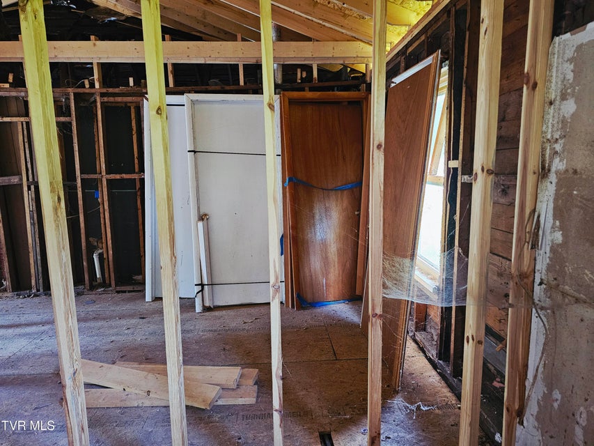 Photo #20: 509 Norfolk Avenue