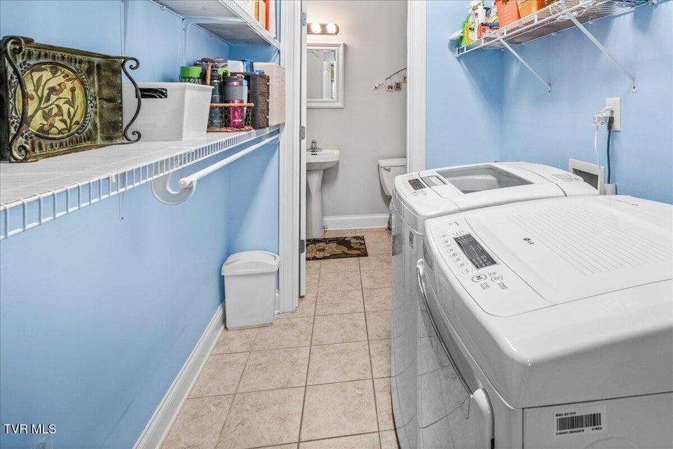 Photo #20: 11 Vesta Sue Court