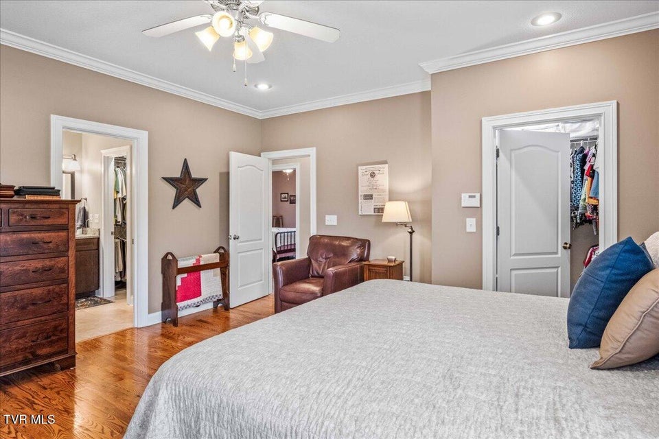 Photo #33: 11 Vesta Sue Court