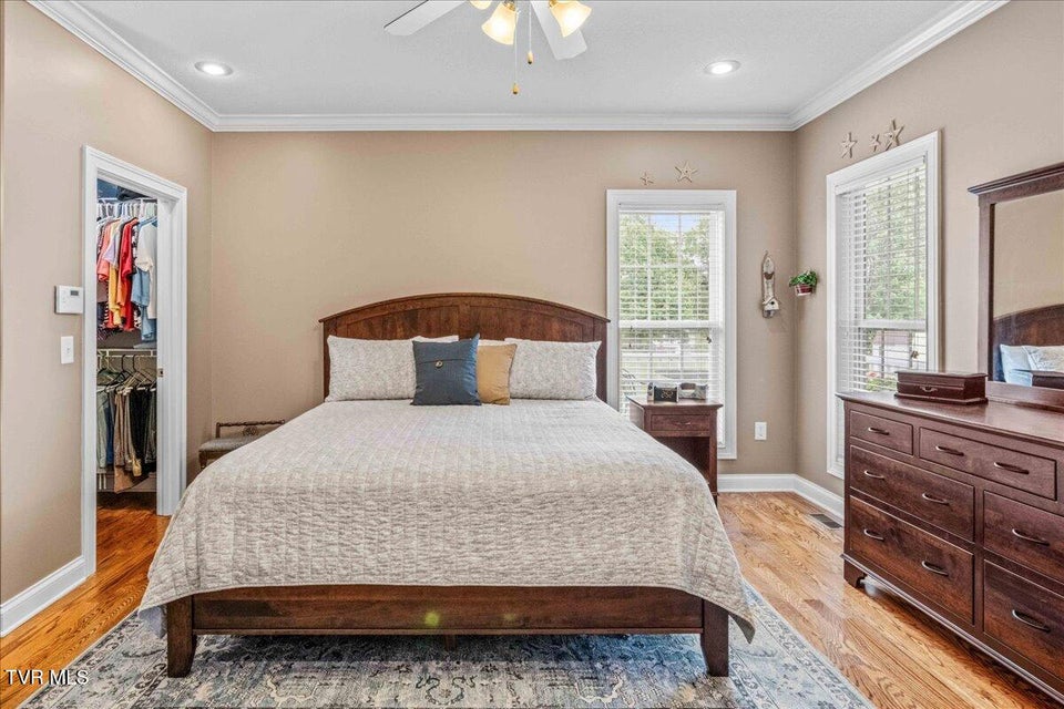 Photo #35: 11 Vesta Sue Court