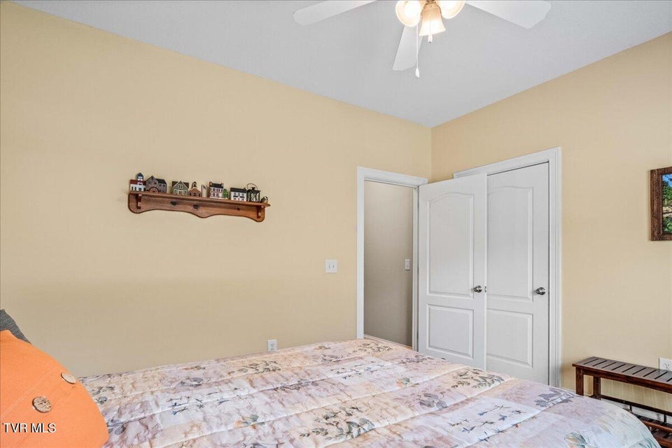 Photo #43: 11 Vesta Sue Court