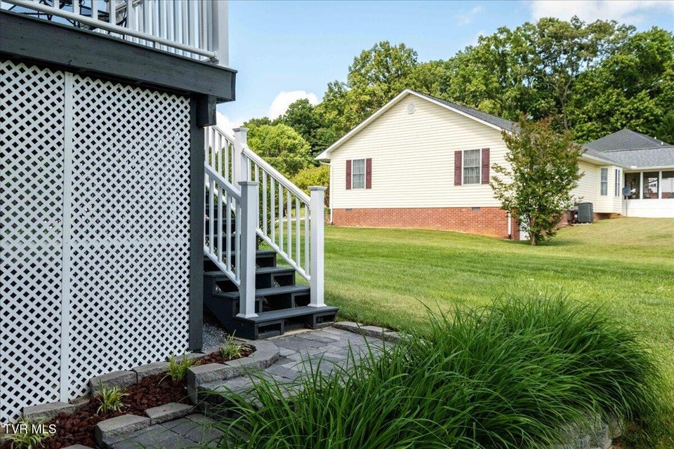 Photo #72: 11 Vesta Sue Court