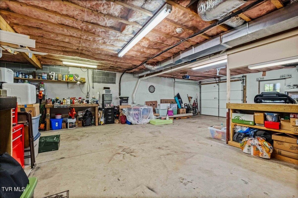 Photo #59: 11 Vesta Sue Court