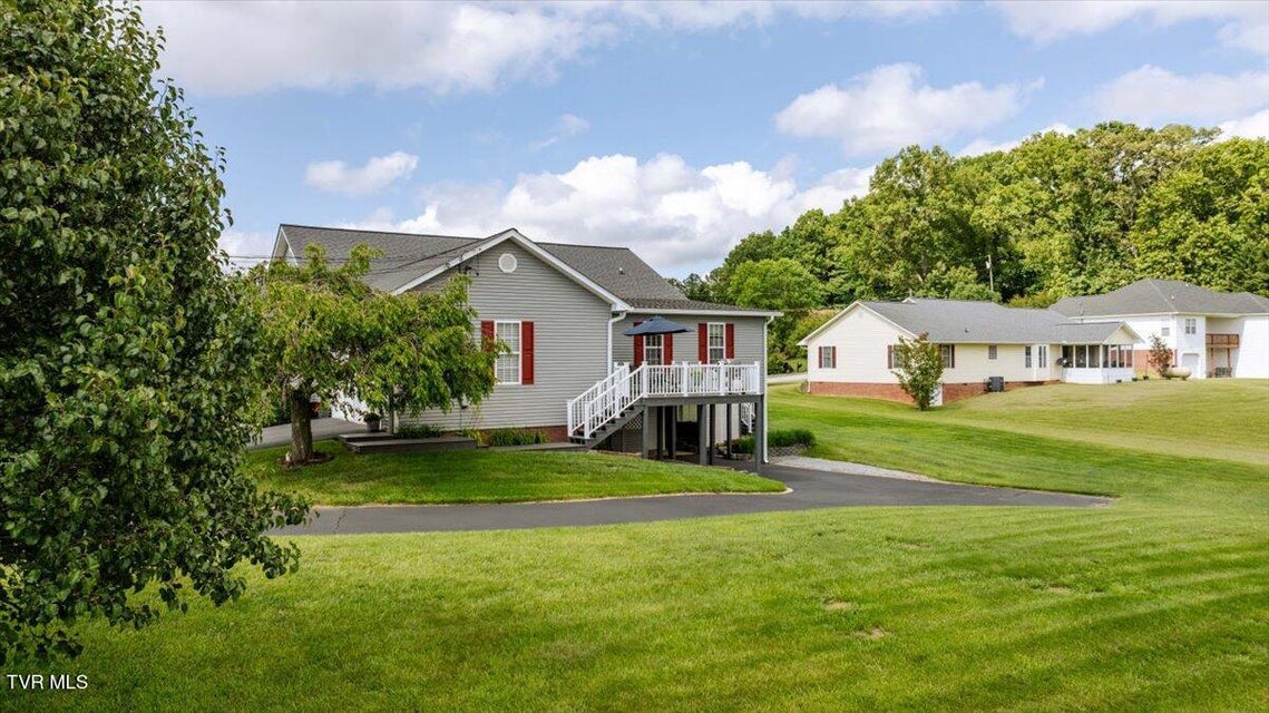 Photo #70: 11 Vesta Sue Court