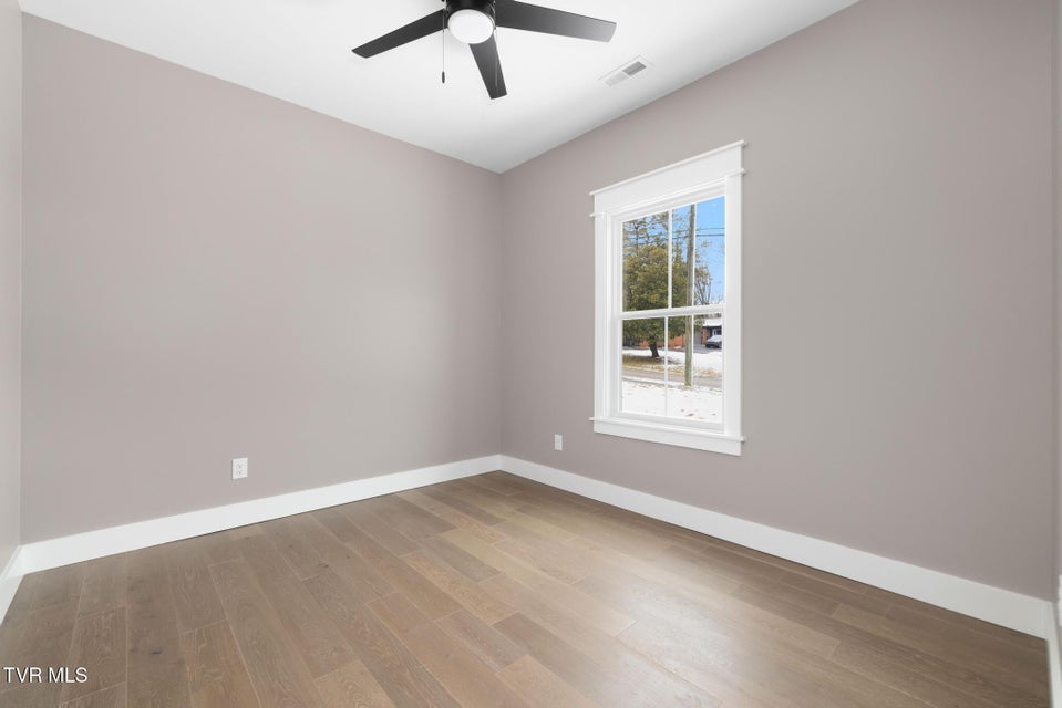 Photo #35: 5419 Orebank Road