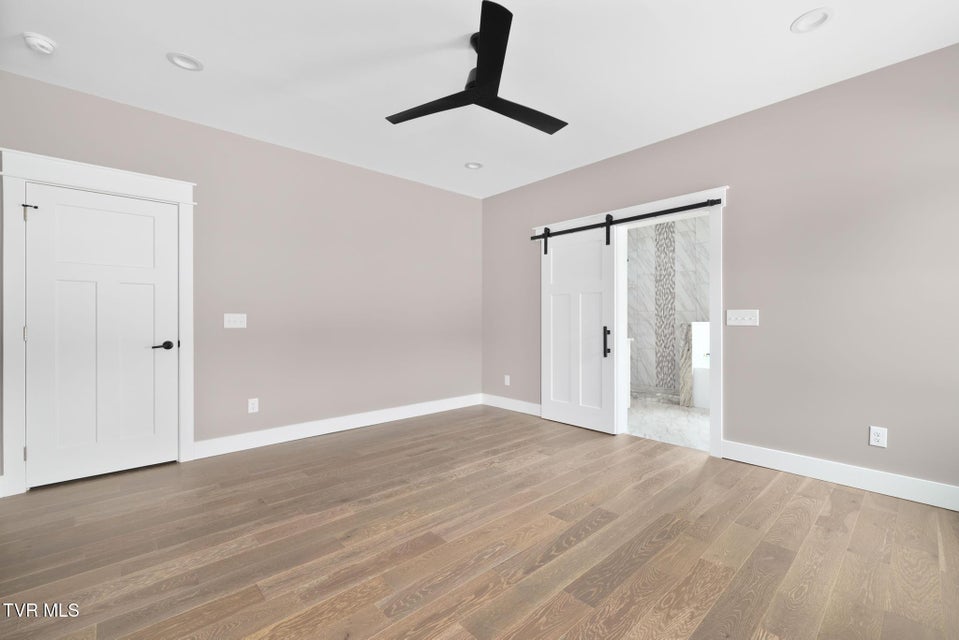 Photo #18: 5419 Orebank Road