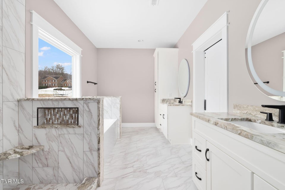 Photo #22: 5419 Orebank Road