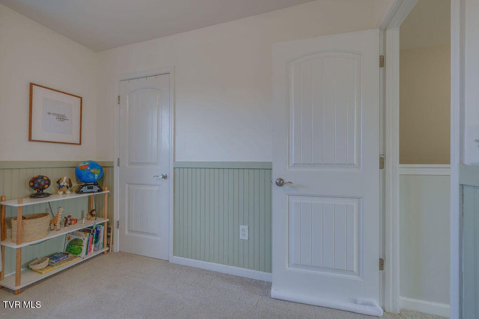 Photo #25: 657 Suffolk Road