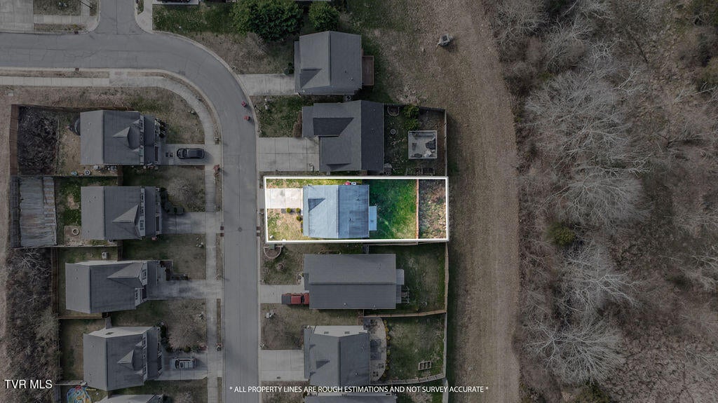 Photo #38: 657 Suffolk Road