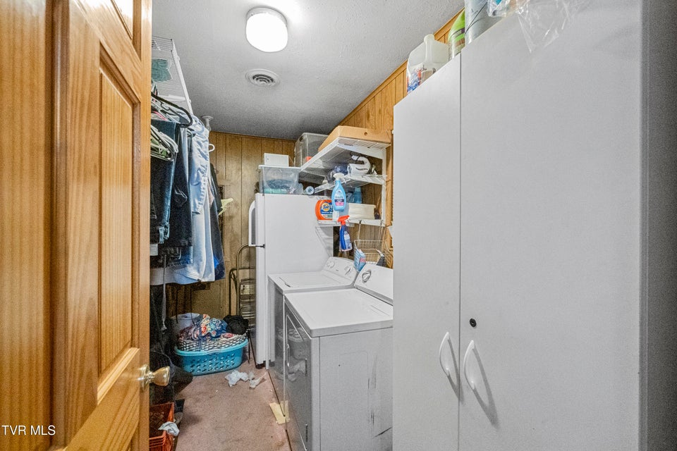 Photo #28: 4522 Blue Springs Parkway 