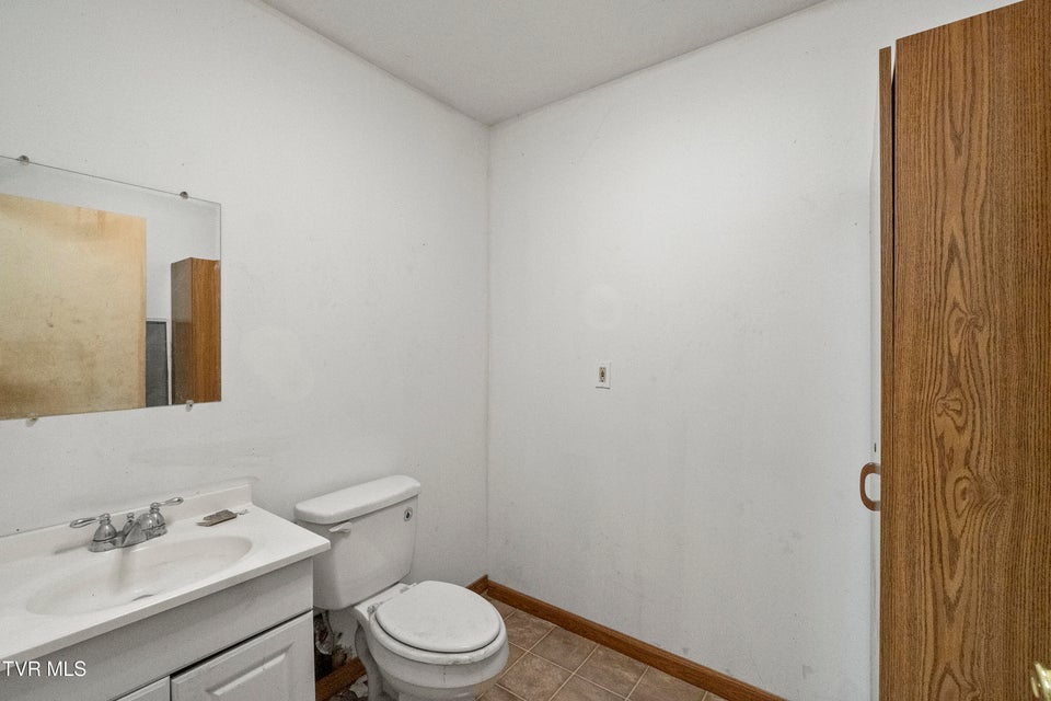 Photo #49: 4522 Blue Springs Parkway 