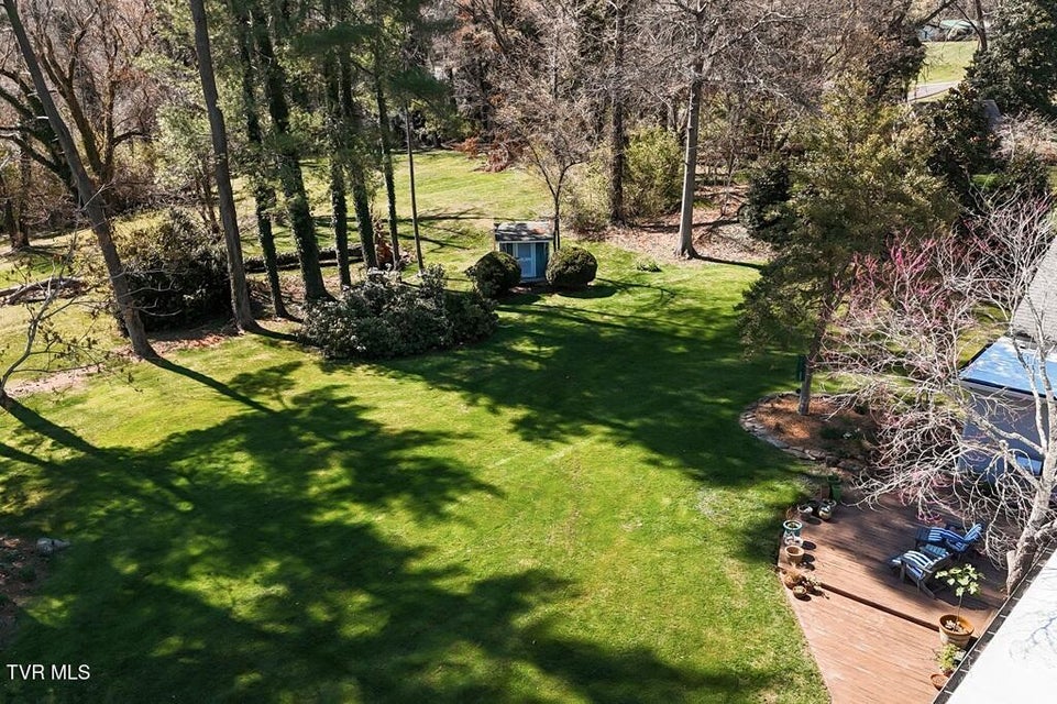 Photo #43: 100 Earlway Road