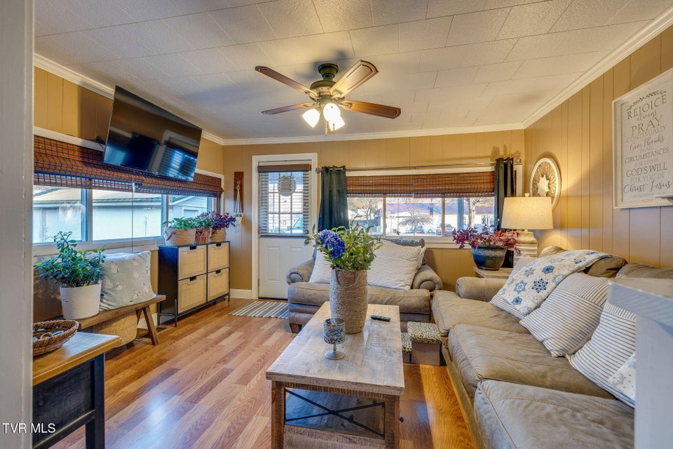 Photo #17: 535 Washington Street