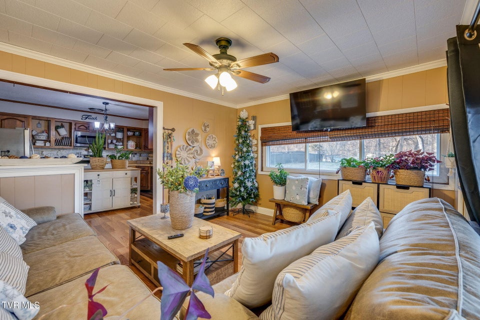 Photo #19: 535 Washington Street