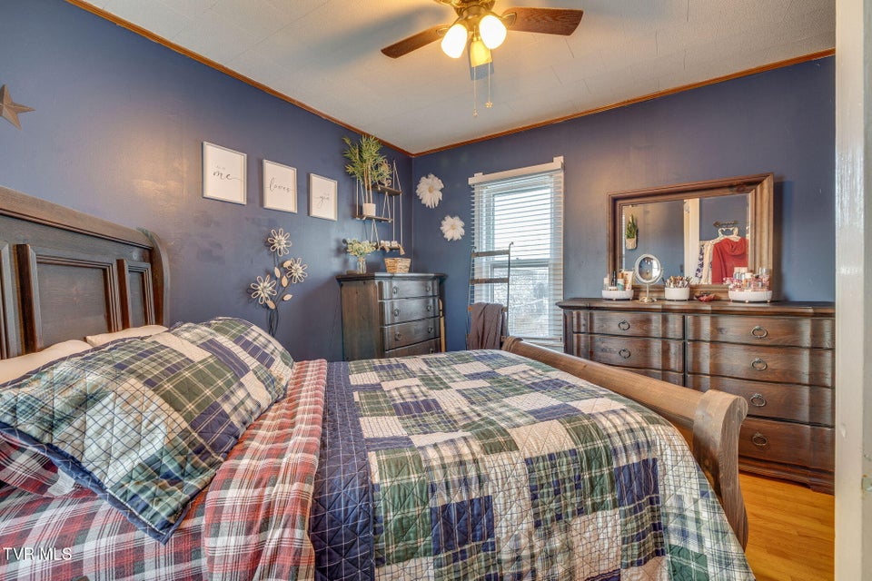 Photo #22: 535 Washington Street