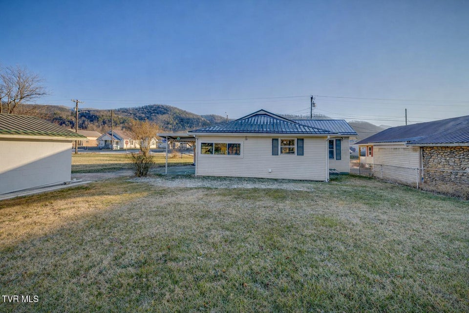 Photo #30: 535 Washington Street