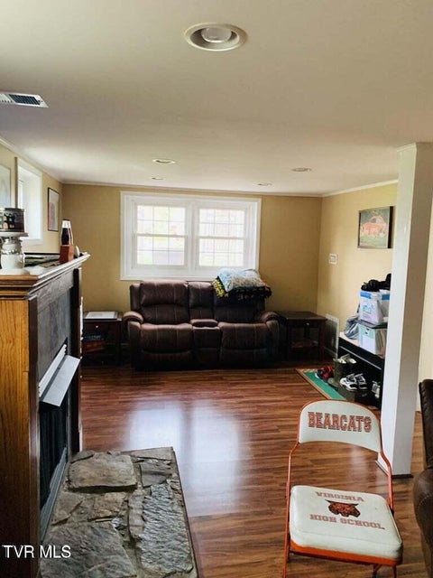 Photo #7: 324 Bellehaven Drive