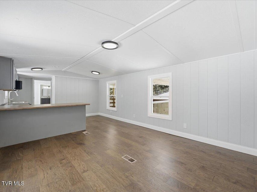 Photo #4: 5935 Mount Carmel Road